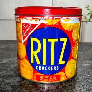 1977 Ritz cracker tin. Vintage tin. Good condition.  Keep cookies or crackers